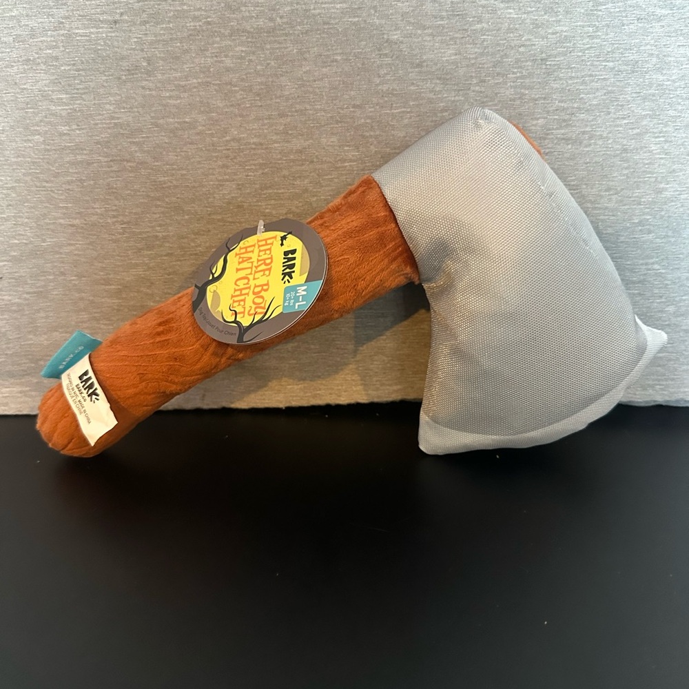 NWT Bark Box Here Boy Hatchet Halloween Stick Fetch Plush Size M - L Dog Toy